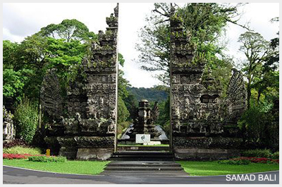 Main gate kebun Raya Bedugul